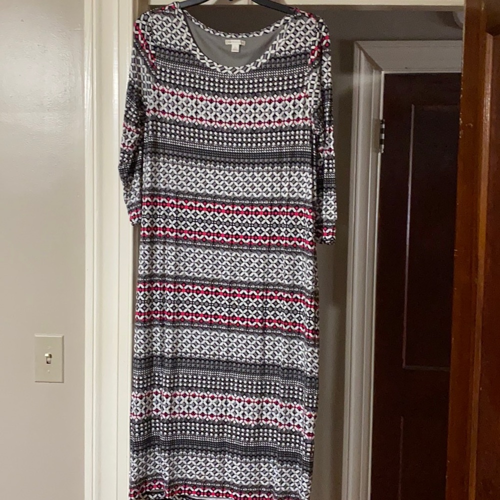 Ladies dress. Barely worn.
